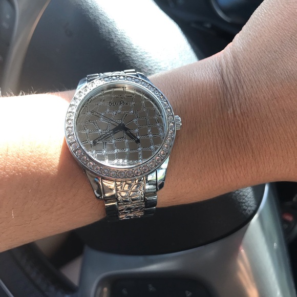 Watch - Picture 4 of 6